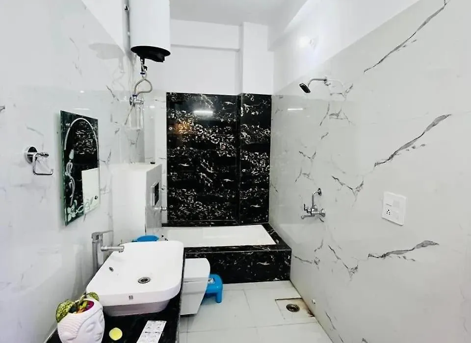 Acqua Manor Homestay Agra