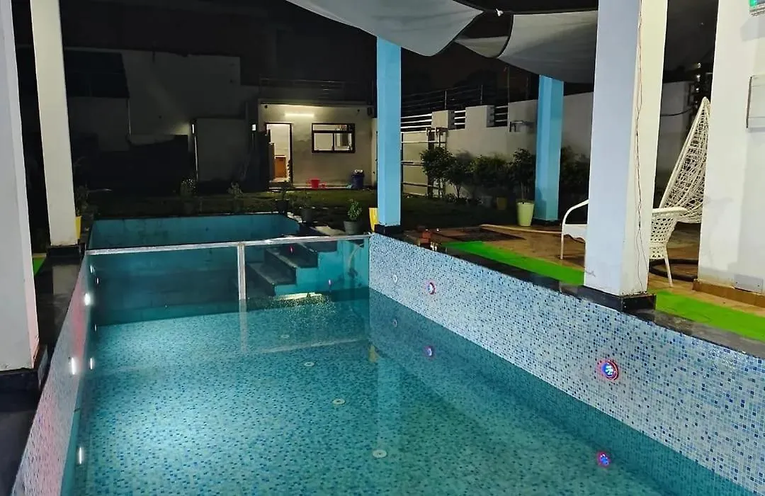 Acqua Manor Homestay Agra